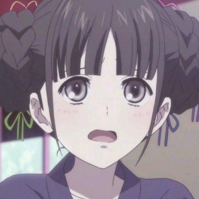 猴子抢手机留下自拍